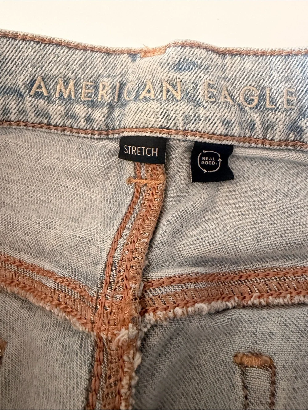 American Eagle Outfitters Light Blue Distressed Stretch Highrise Straight Jeans
